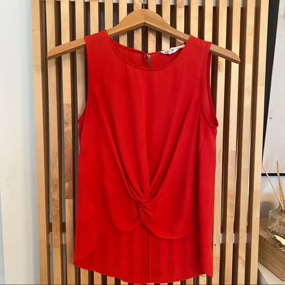 BCBG Knotted Front Tank Top - Picture 2 of 4